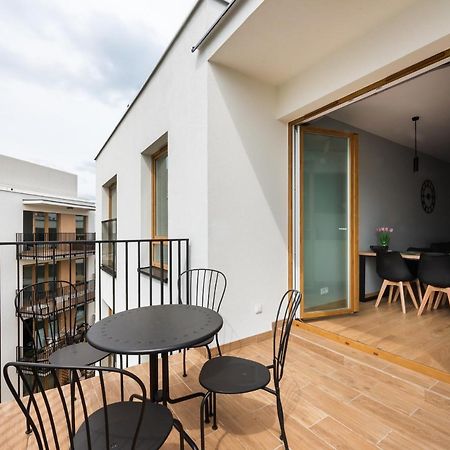 Wola Skwer Sunny Apartment Varsóvia Exterior foto